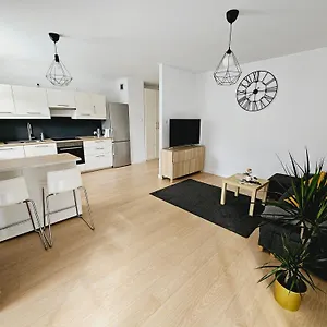 Malta & Basen ,kort Tenisowy W Cenie Apartament Poznań